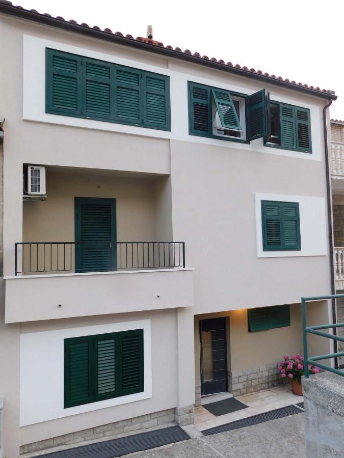 Apartments With A Parking Space Makarska - 11361 Buitenkant foto