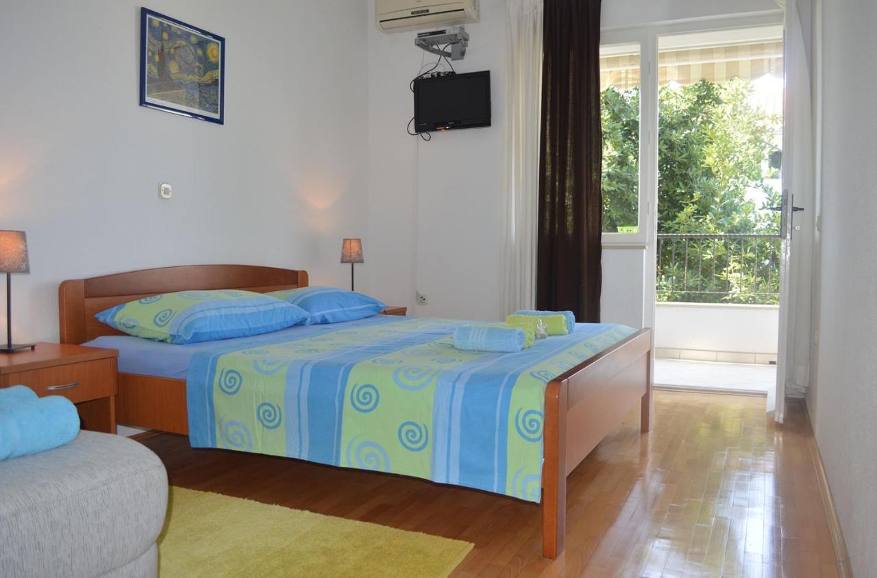 Apartments With A Parking Space Makarska - 11361 Buitenkant foto