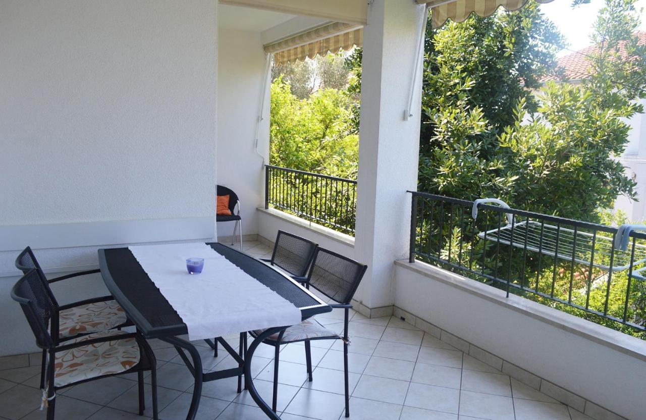 Apartments With A Parking Space Makarska - 11361 Buitenkant foto